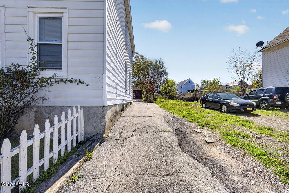 1620 Foster Avenue Schenectady NY 12308
