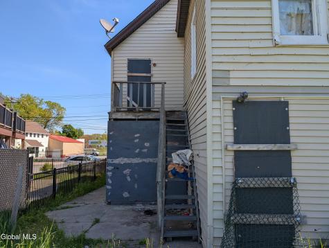844 Albany Street Schenectady NY 12307