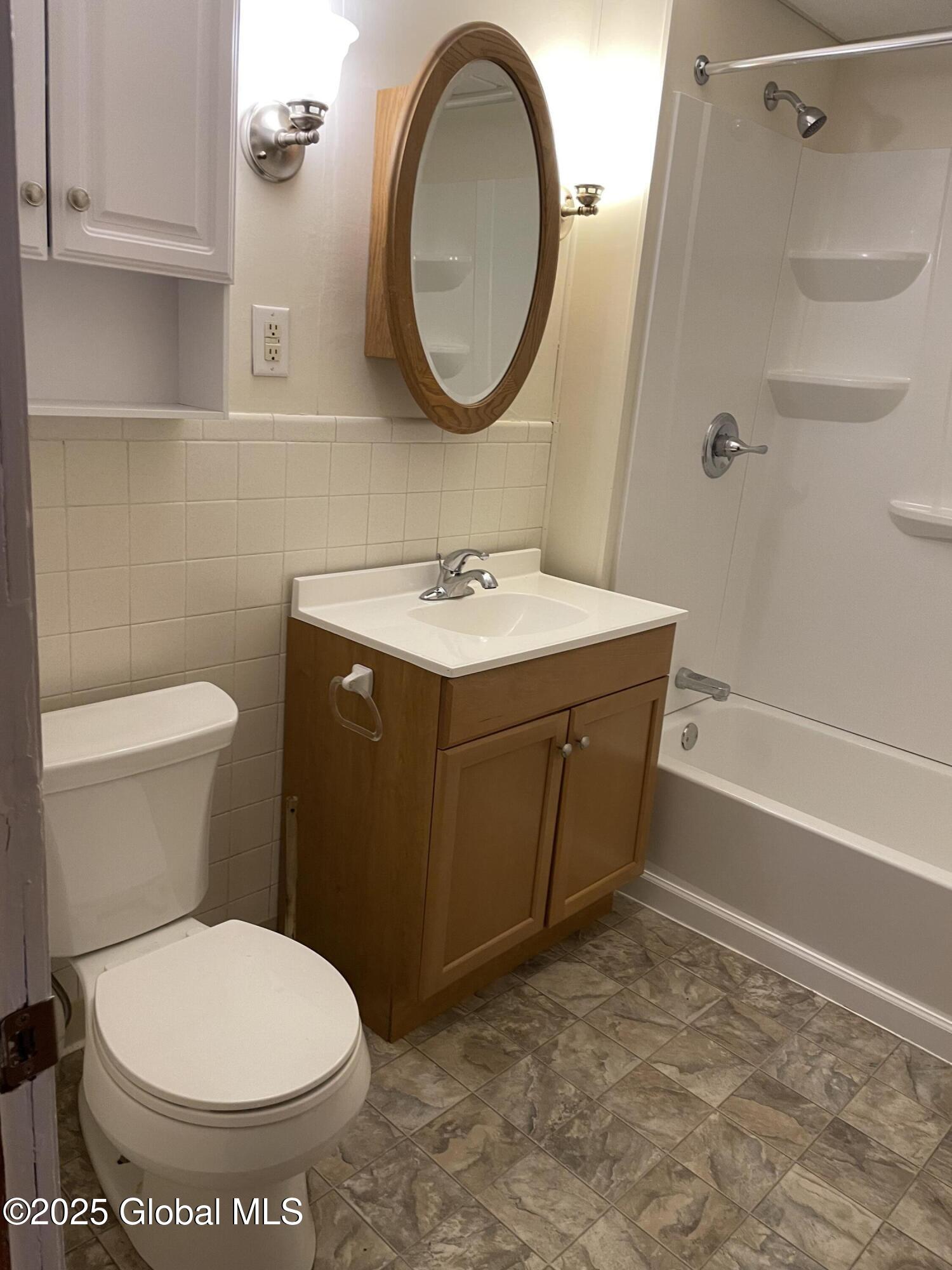 19 Ingersoll Avenue Schenectady NY 12305