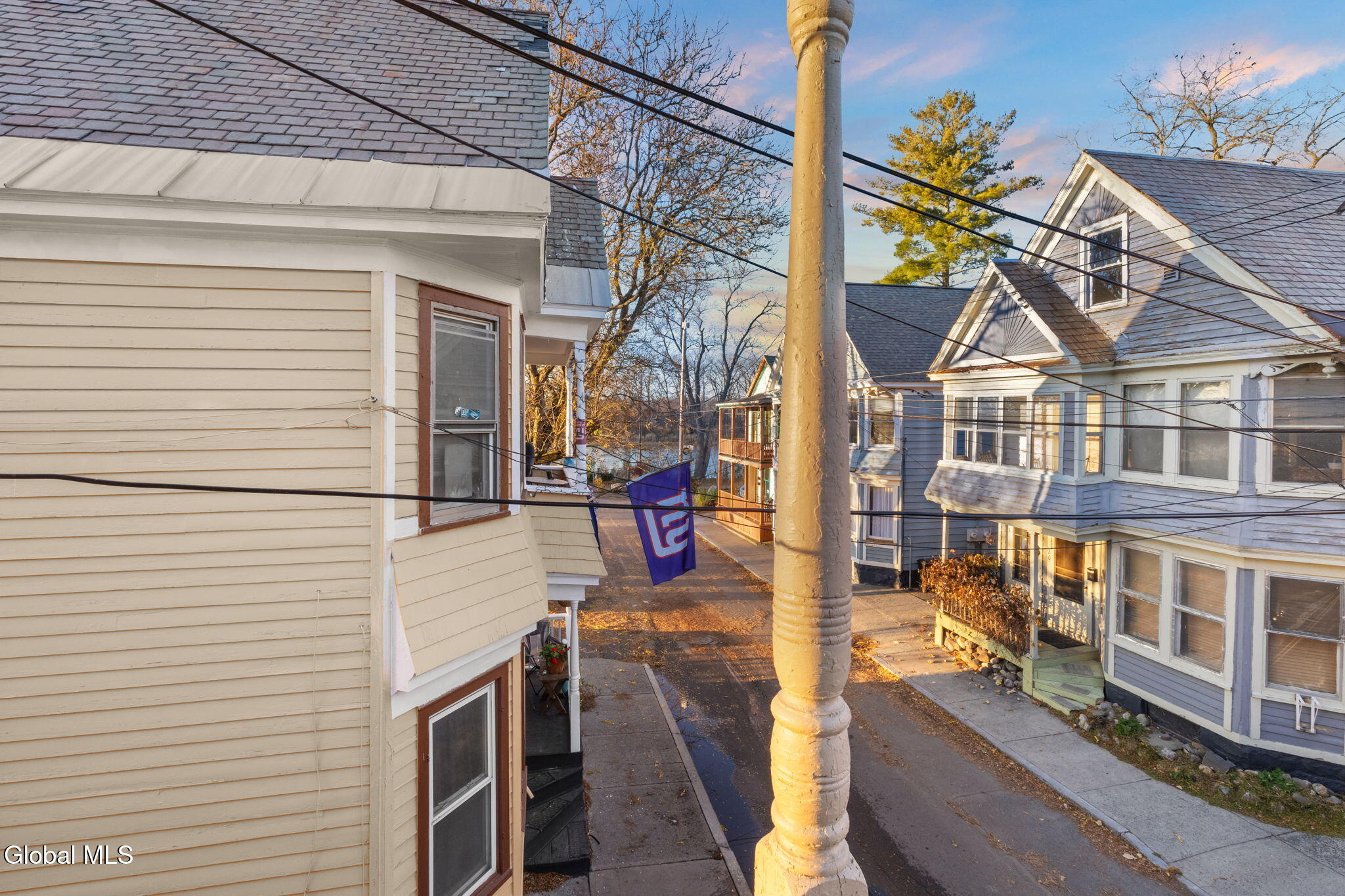 19 Ingersoll Avenue Schenectady NY 12305