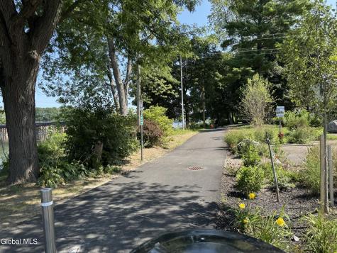 19 Ingersoll Avenue Schenectady NY 12305