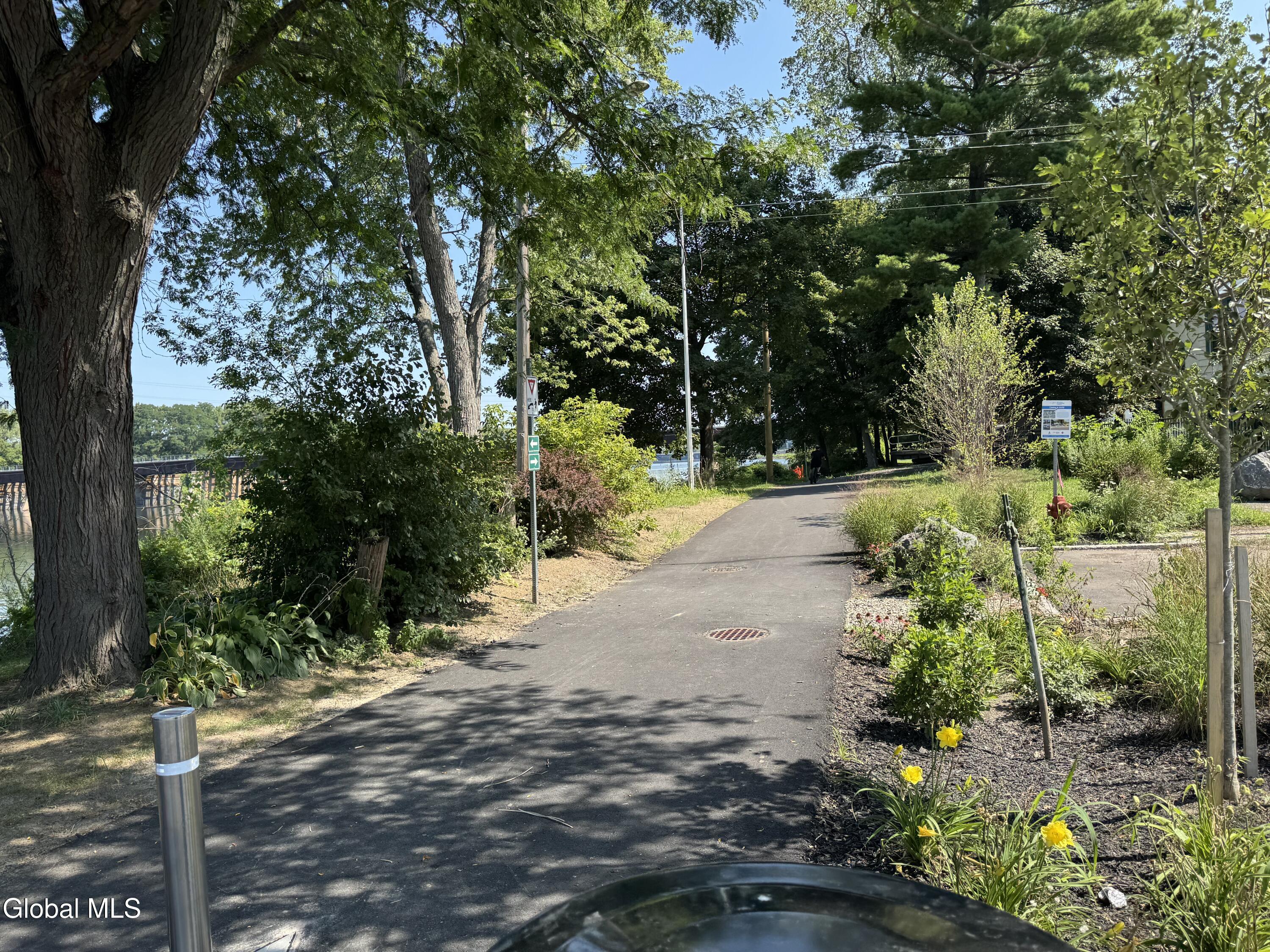 19 Ingersoll Avenue Schenectady NY 12305