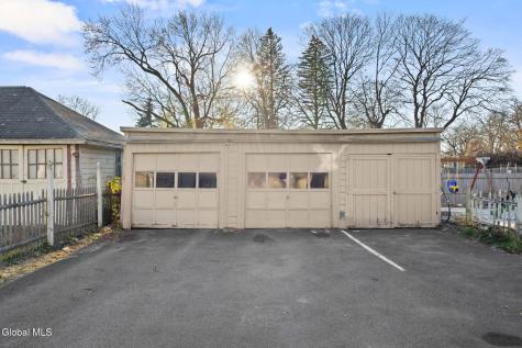 19 Ingersoll Avenue Schenectady NY 12305