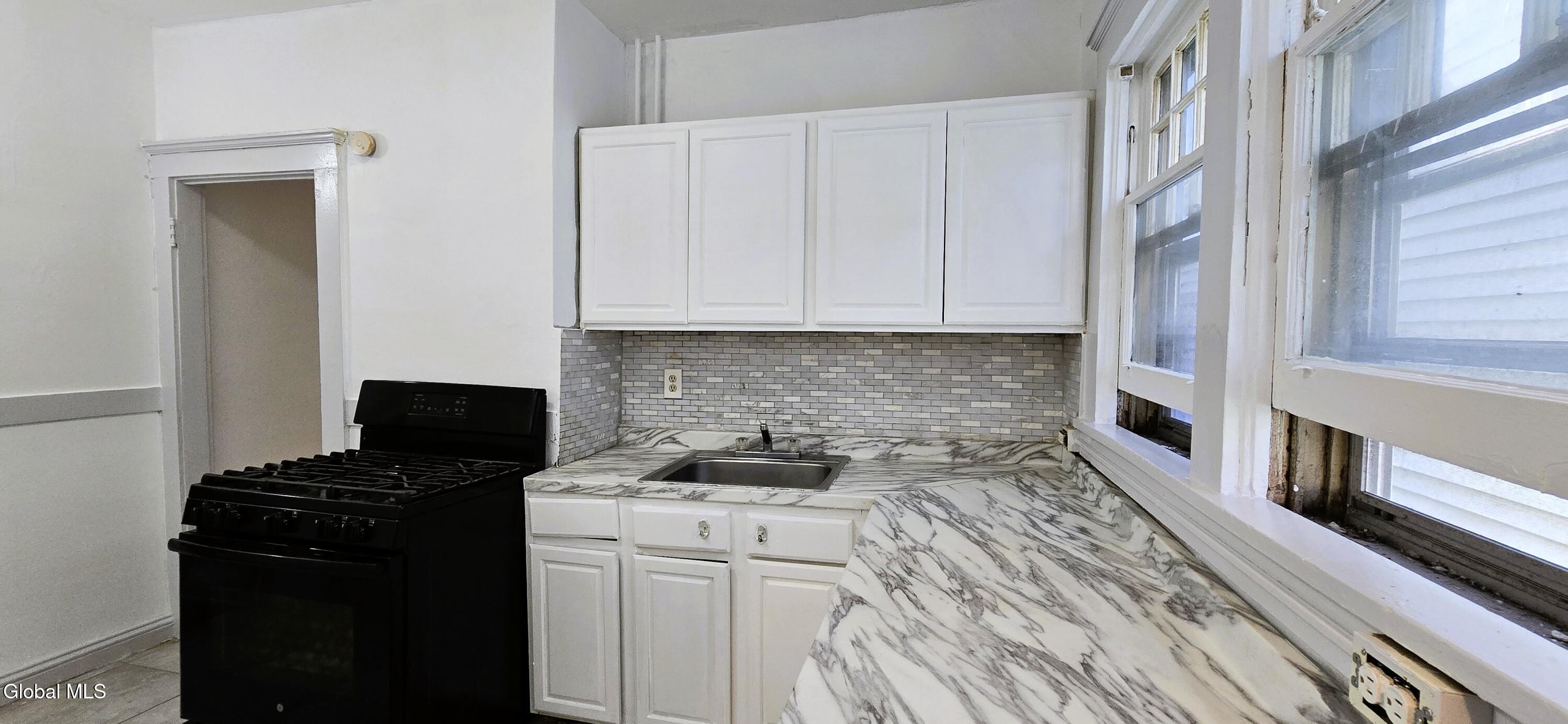 545 Washington Avenue Albany NY 12206