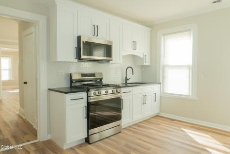 79 Western Parkway Schenectady NY 12304