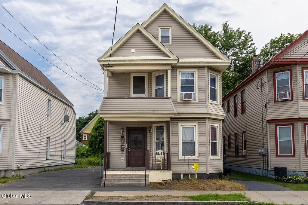 212 Duane Avenue Schenectady NY 12307