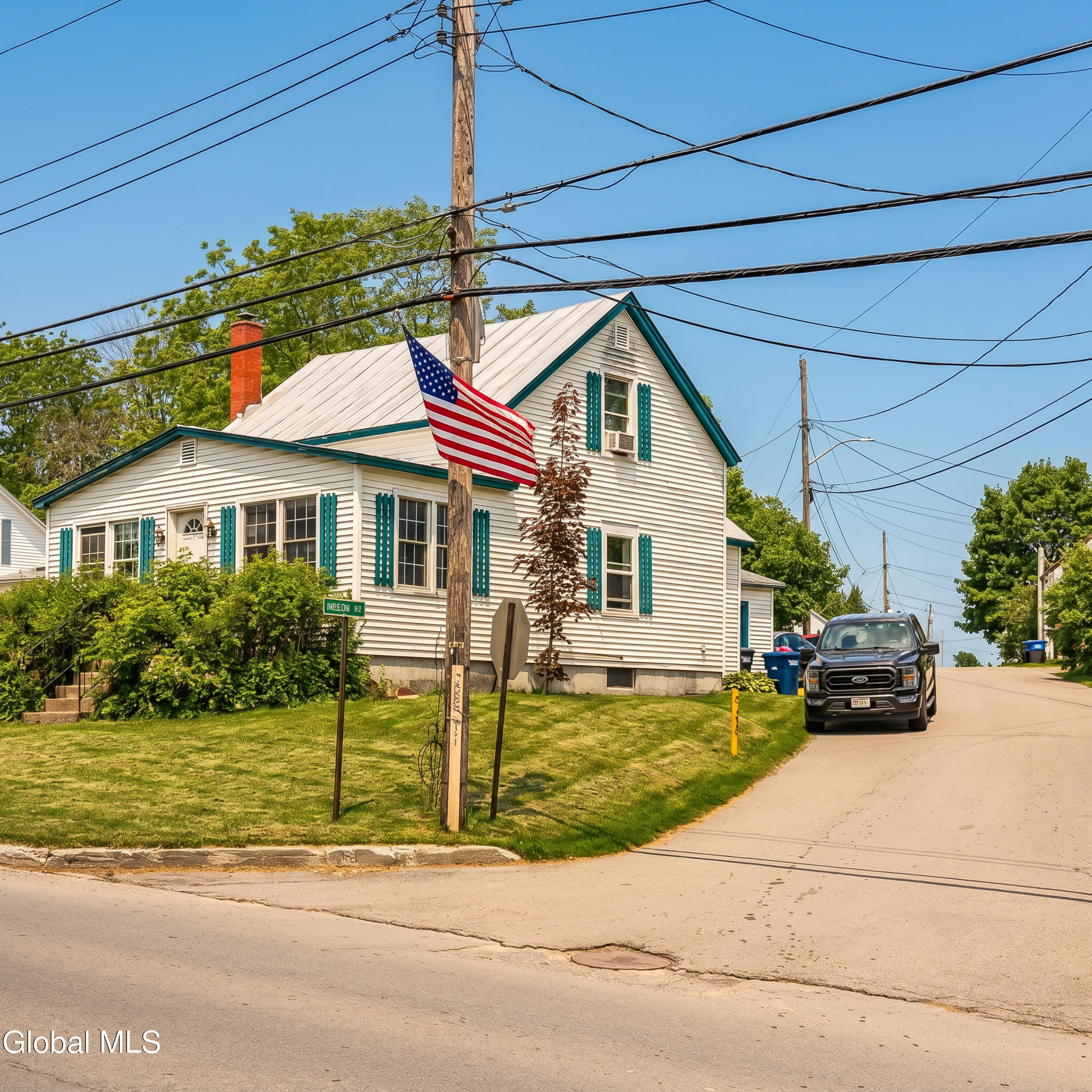 40 Meadow Lane Champlain NY 12919