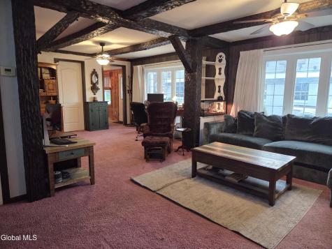 26 E 11th Avenue Gloversville NY 12078
