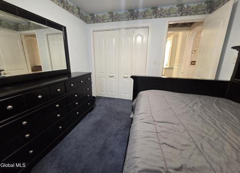 26 E 11th Avenue Gloversville NY 12078