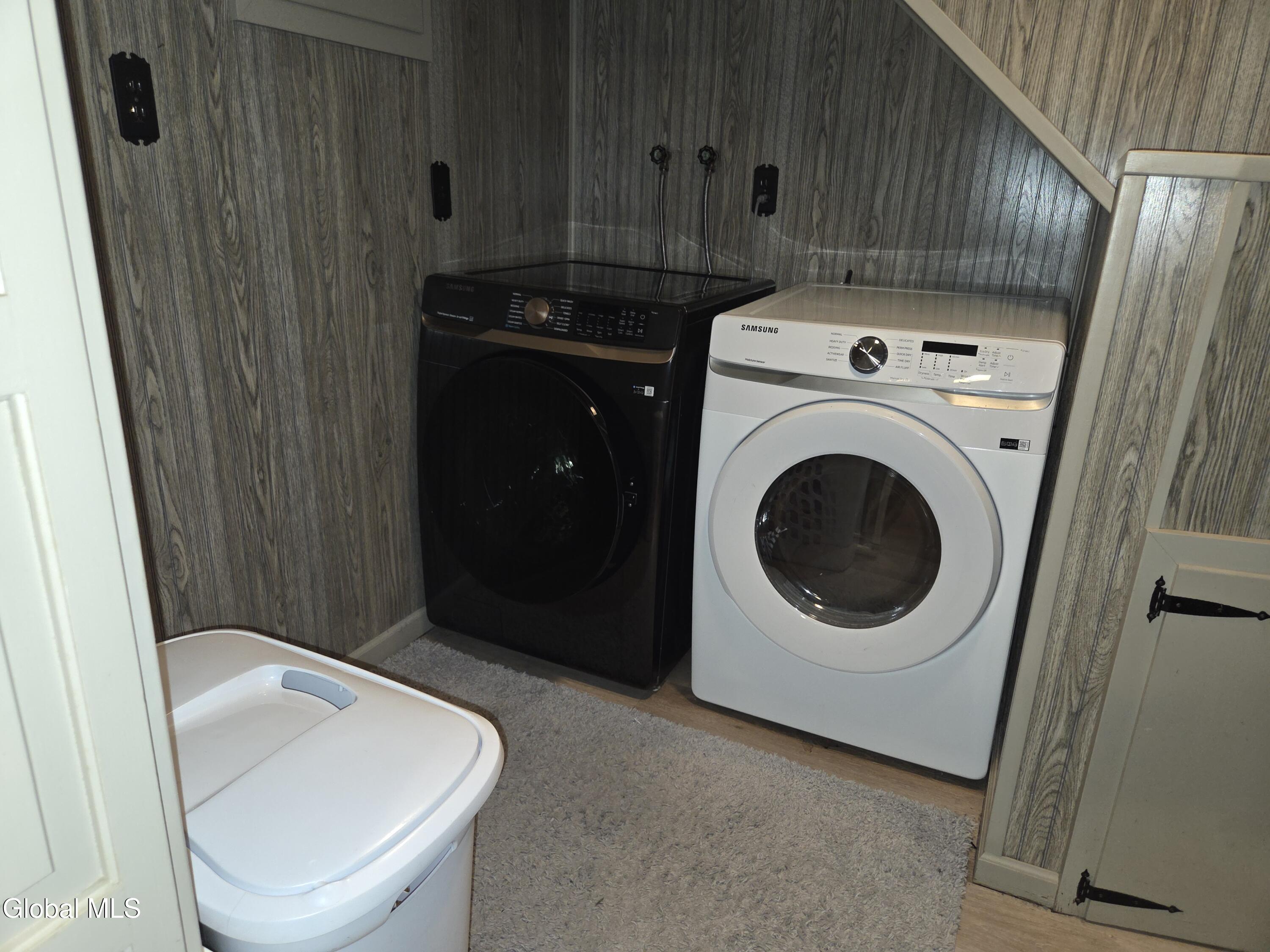 26 E 11th Avenue Gloversville NY 12078