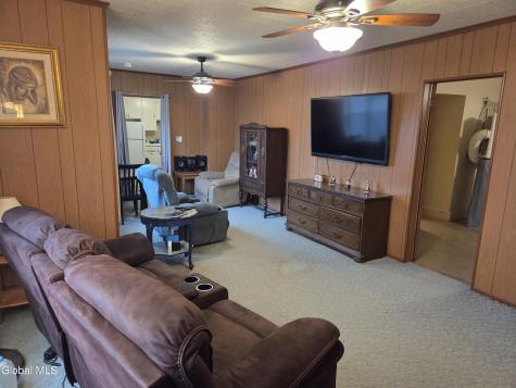 26 E 11th Avenue Gloversville NY 12078