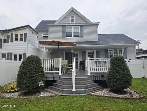 26 E 11th Avenue Gloversville NY 12078