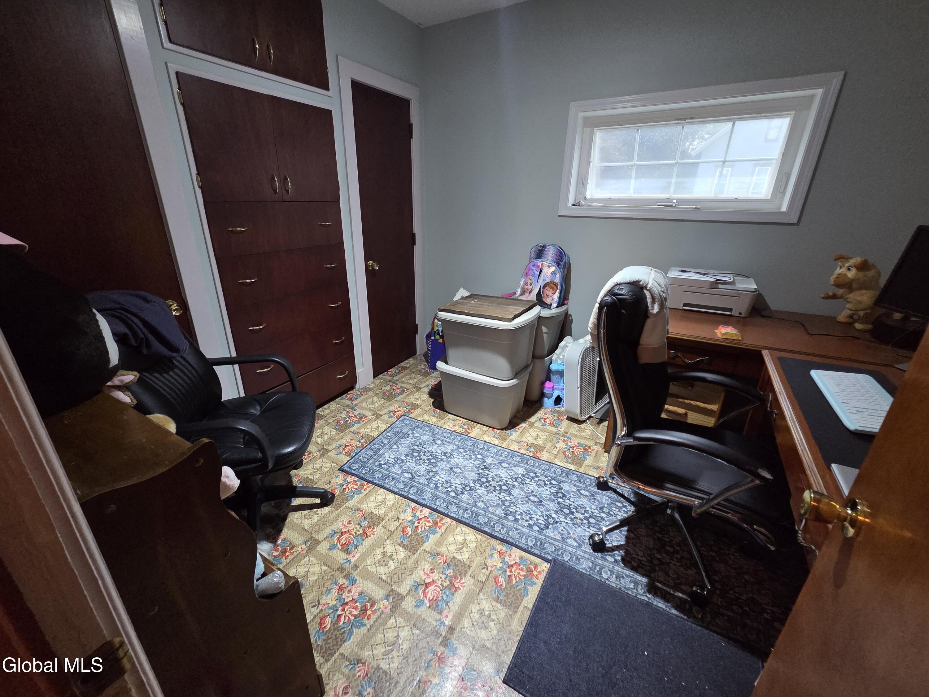 26 E 11th Avenue Gloversville NY 12078