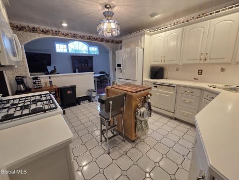 26 E 11th Avenue Gloversville NY 12078