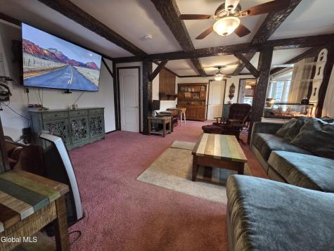 26 E 11th Avenue Gloversville NY 12078