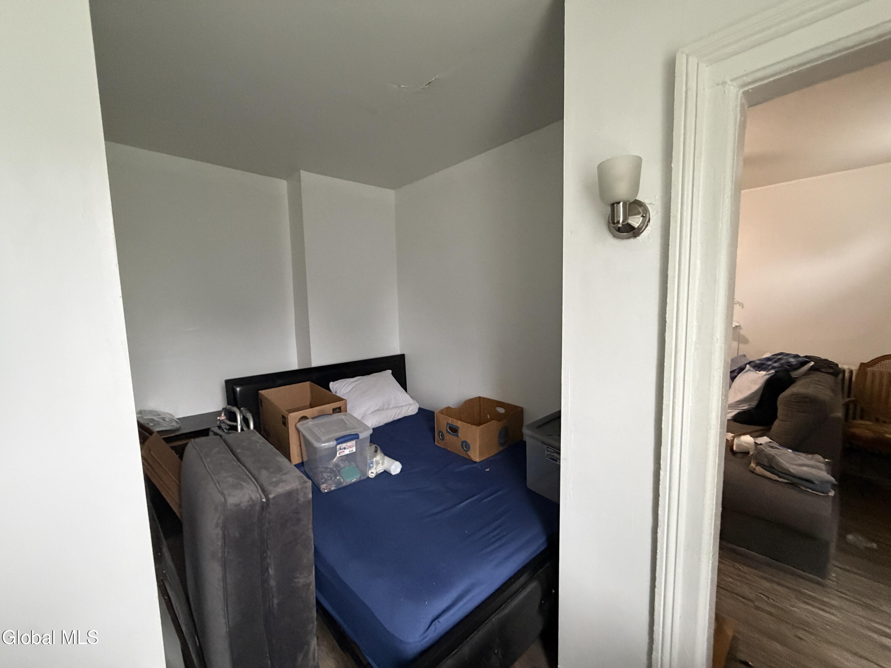 561 Nott Street Schenectady NY 12308