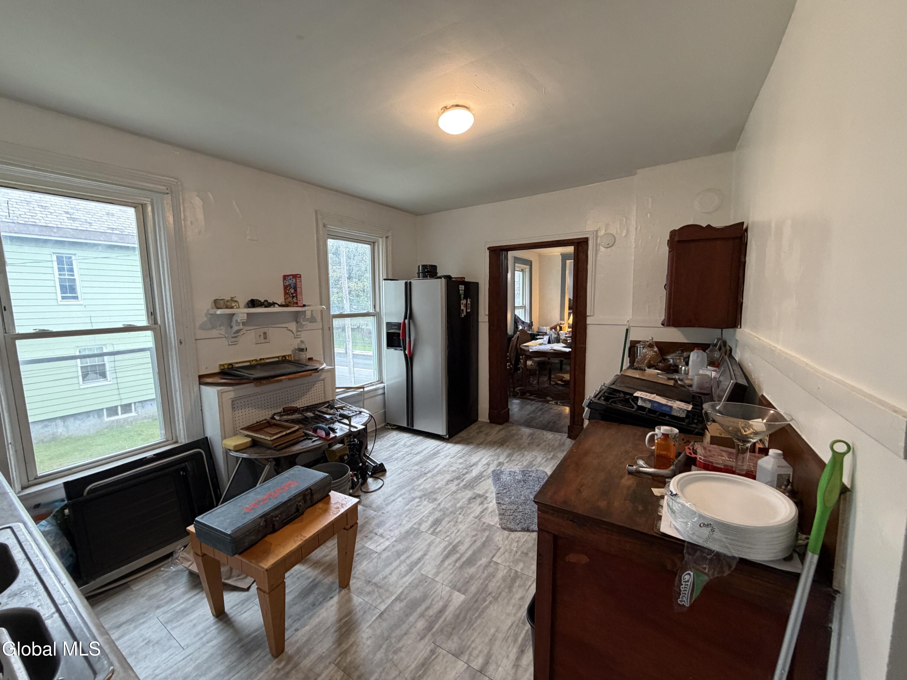 561 Nott Street Schenectady NY 12308
