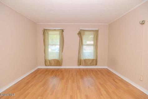 49 Mcclellan Street Schenectady NY 12304