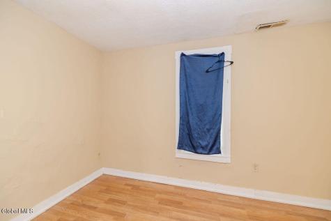 49 Mcclellan Street Schenectady NY 12304