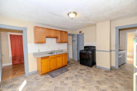49 Mcclellan Street Schenectady NY 12304