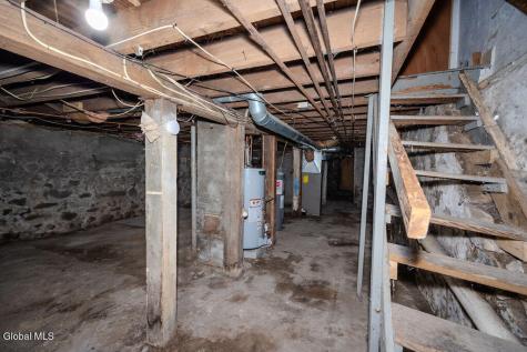 49 Mcclellan Street Schenectady NY 12304