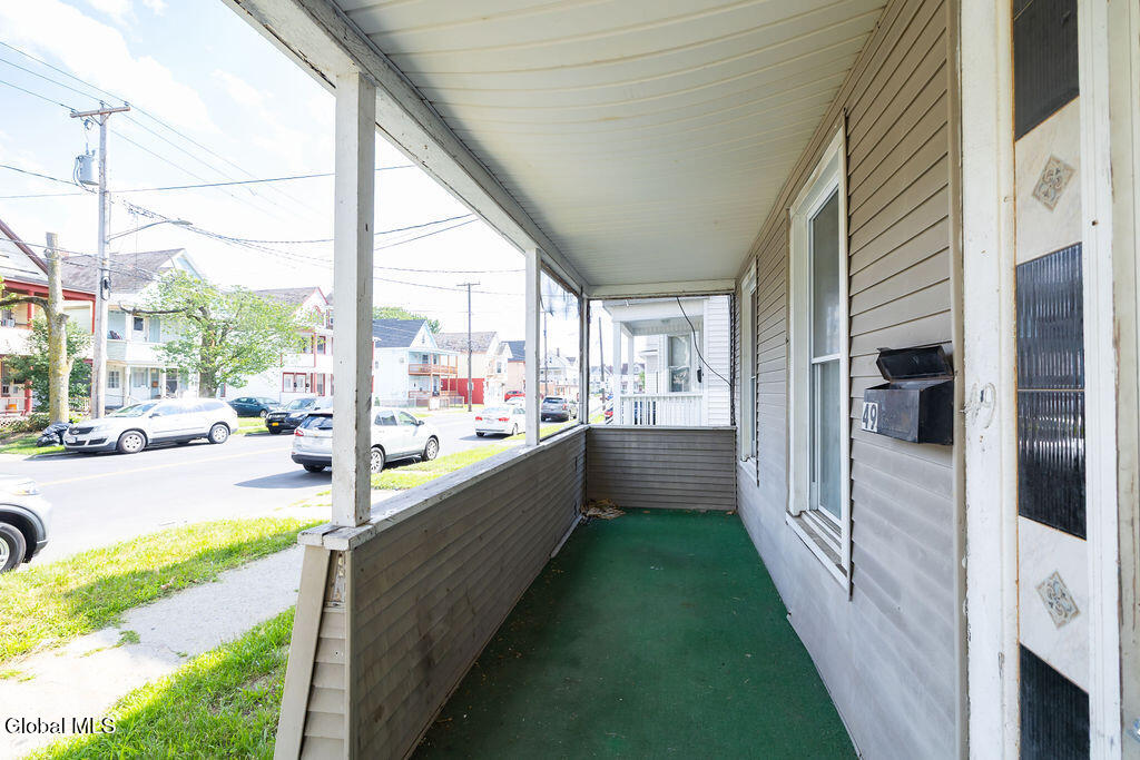 49 Mcclellan Street Schenectady NY 12304