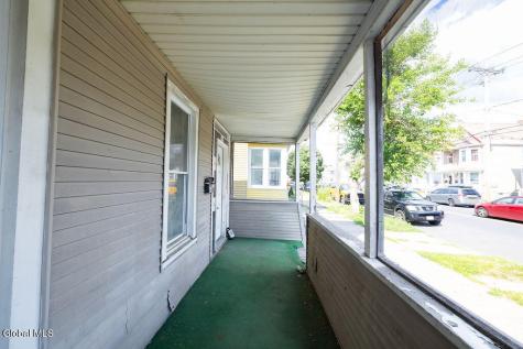 49 Mcclellan Street Schenectady NY 12304