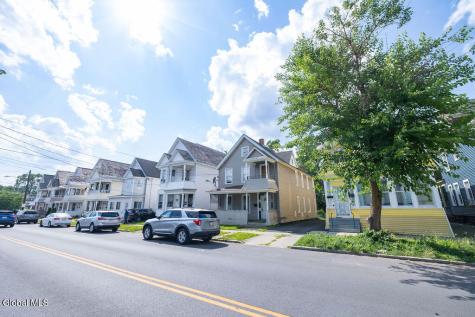 49 Mcclellan Street Schenectady NY 12304