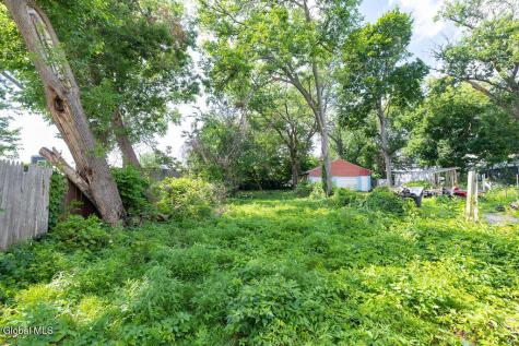 49 Mcclellan Street Schenectady NY 12304