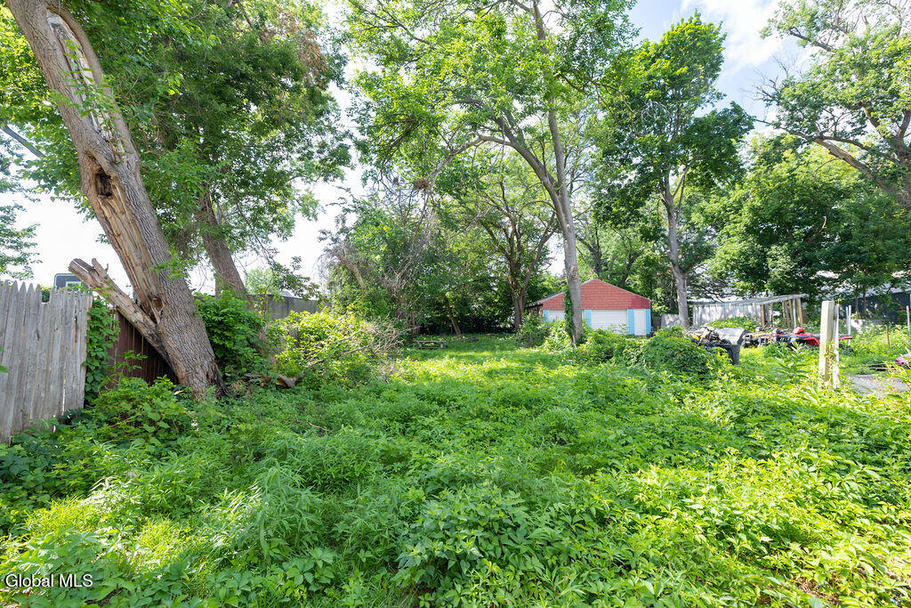49 Mcclellan Street Schenectady NY 12304