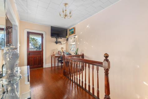 1189 Eastern Avenue Schenectady NY 12308