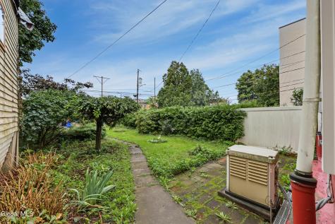 413 3rd Street Troy NY 12180