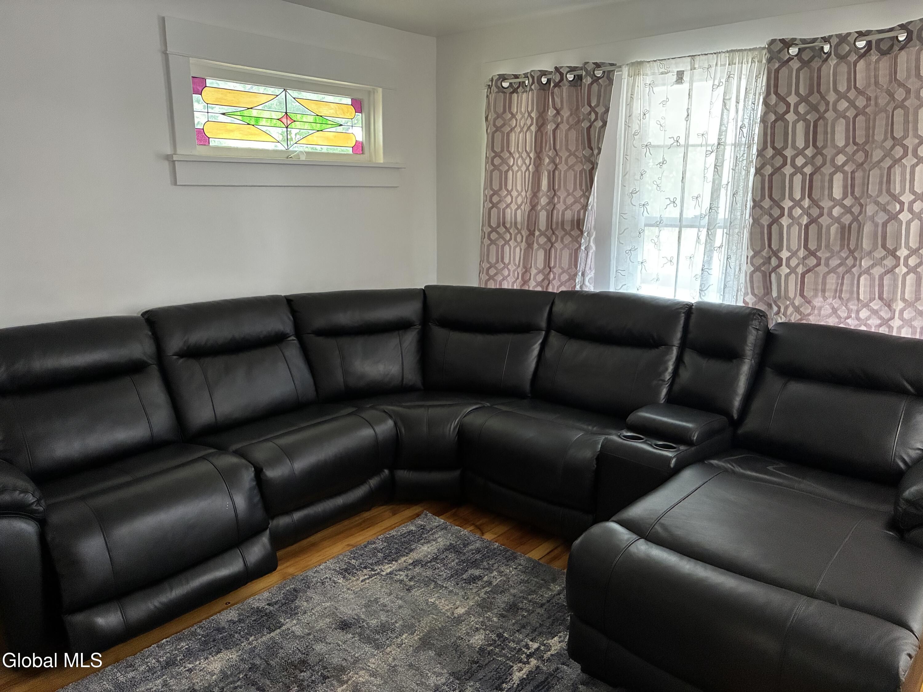 1928 Broad Street Schenectady NY 12306