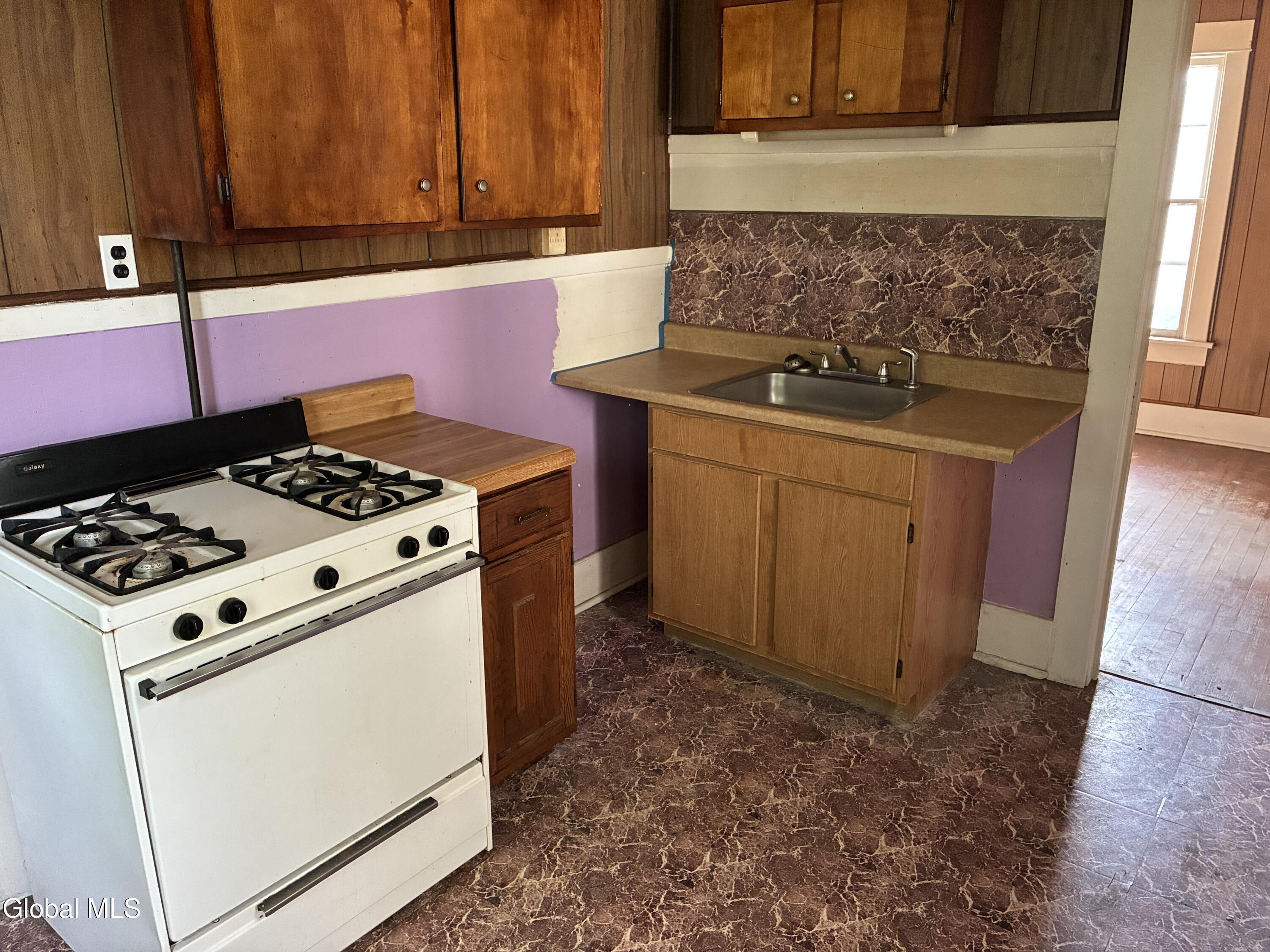 1928 Broad Street Schenectady NY 12306