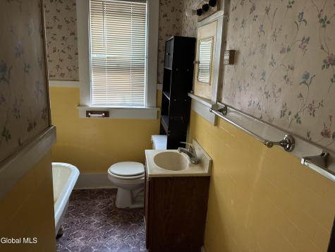 1928 Broad Street Schenectady NY 12306