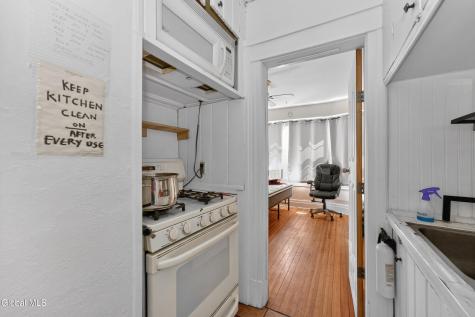 27 Mckinley Street Albany NY 12206