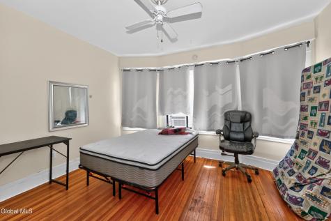 27 Mckinley Street Albany NY 12206