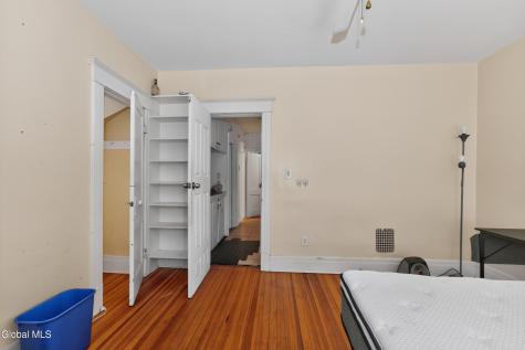27 Mckinley Street Albany NY 12206