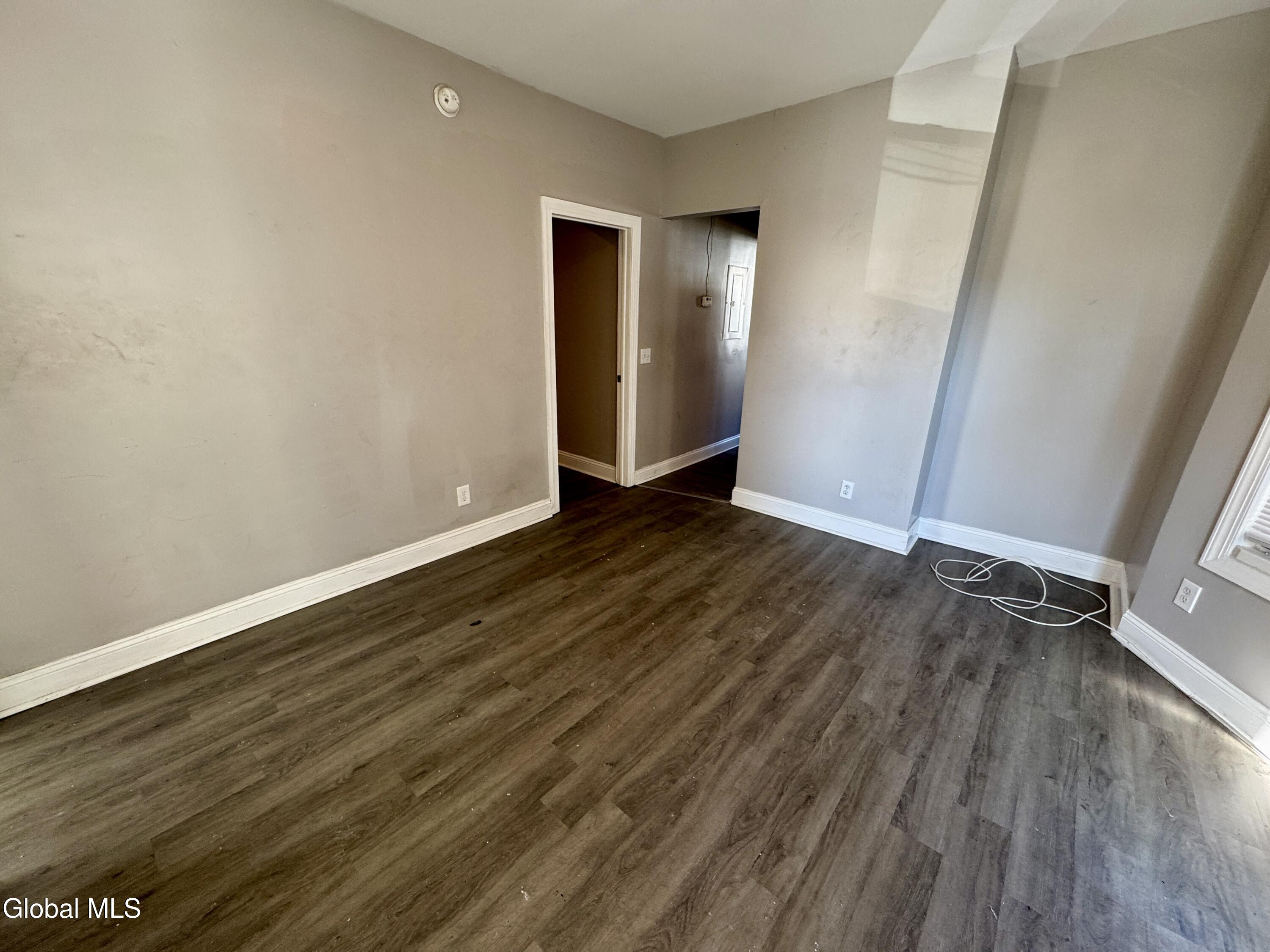 8-16 Swan Street Schenectady NY 12307