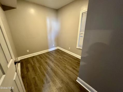 8-16 Swan Street Schenectady NY 12307