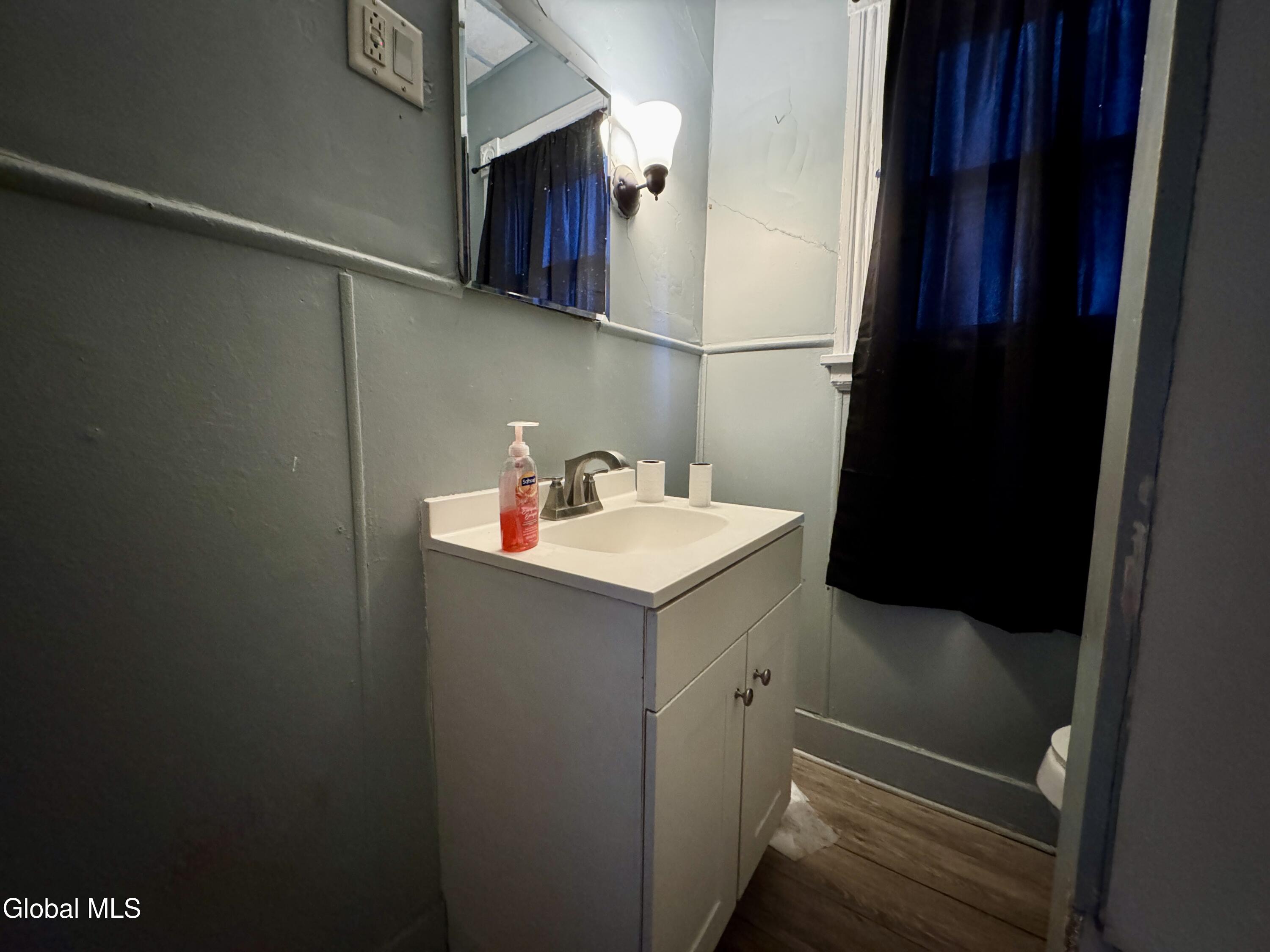 8-16 Swan Street Schenectady NY 12307