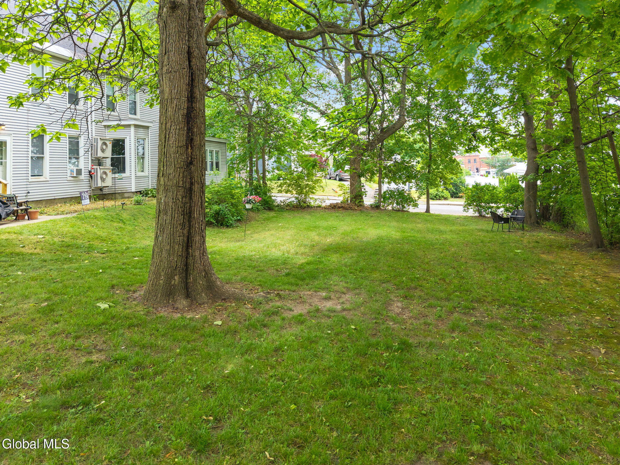 7 Center Street Schenectady NY 12302