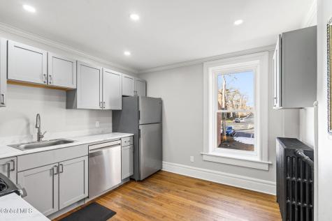 85 S Lake Avenue Albany NY 12203