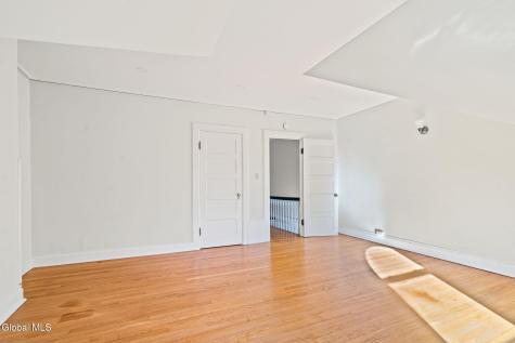 85 S Lake Avenue Albany NY 12203