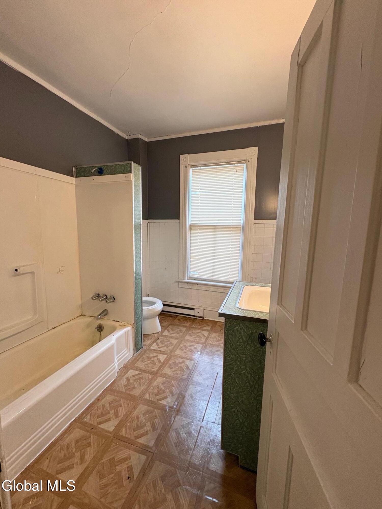 1723 Broadway Schenectady NY 12306