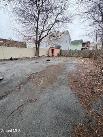 1723 Broadway Schenectady NY 12306