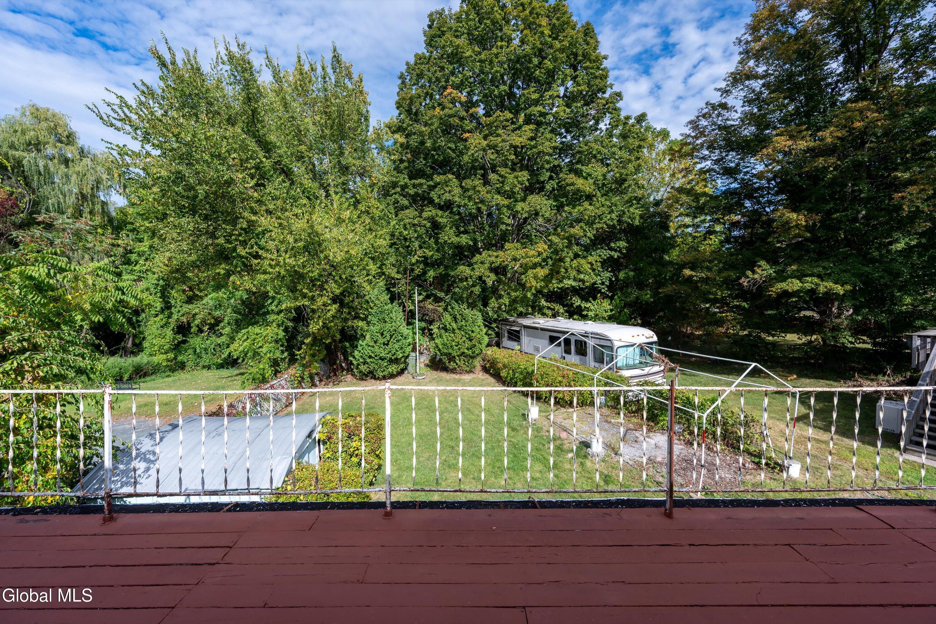 14 Lilac Lane Troy NY 12180
