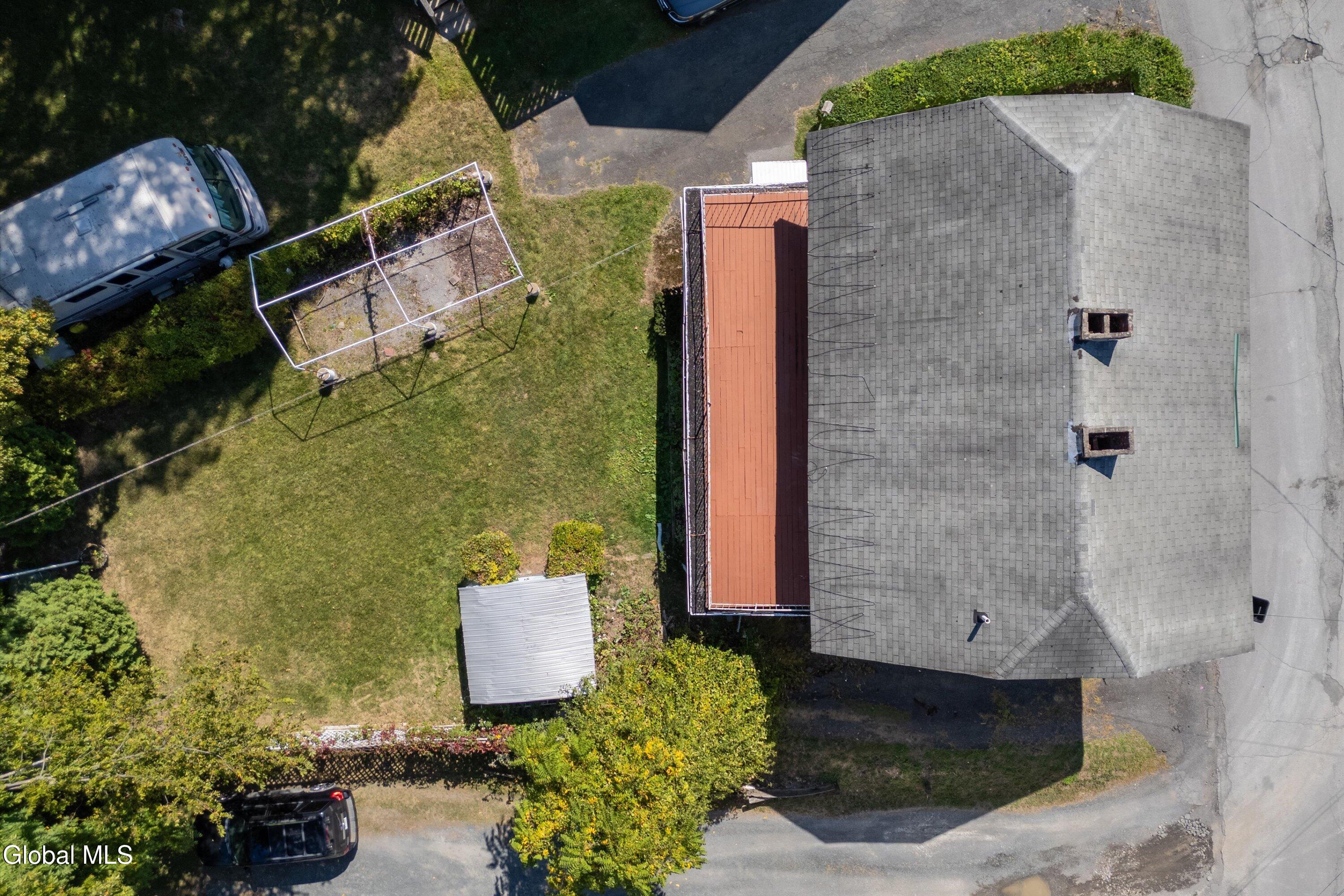 14 Lilac Lane Troy NY 12180