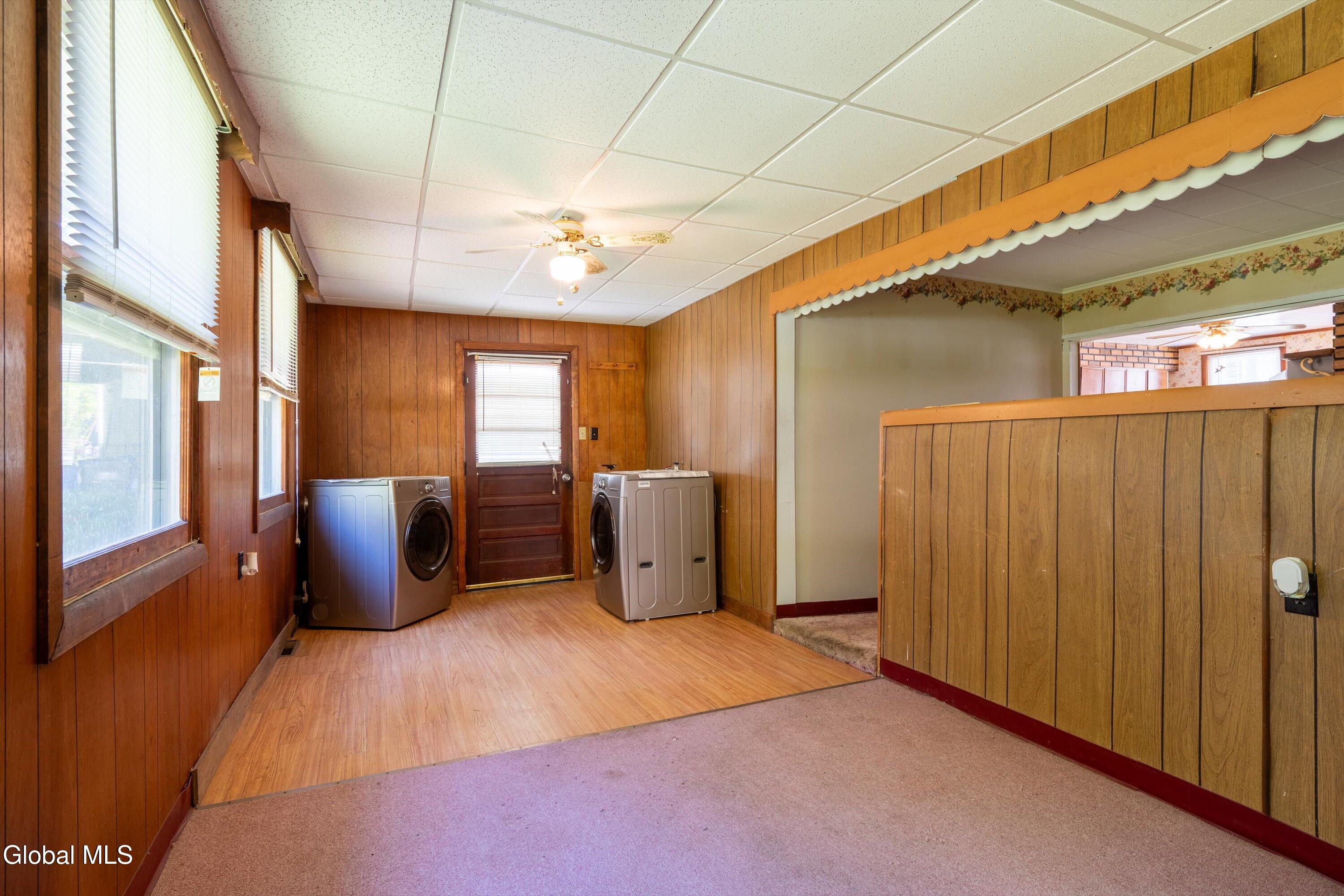 14 Lilac Lane Troy NY 12180
