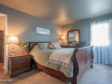 1159 Stacie Lane Rotterdam Junction NY 12150
